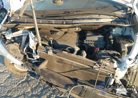 2017 Toyota Sienna Le 8 Passenger z USA, uszkodzony, nr VIN 5TDKZ3DC9HS880712